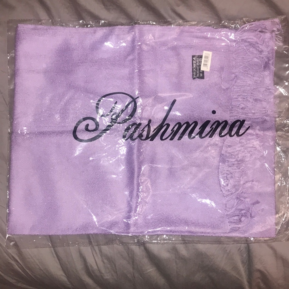 ❤️OFFERS❤️ - BRAND NEW pashmina!!